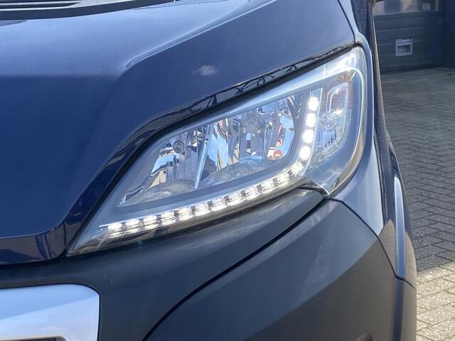 Peugeot BOXER 333 2.0 BlueHDI L2H1 Premium | Trekhaak | Navigatie | Standkachel | Verzwaarde vering | Achteruitrijcamera | Bluetooth | Weinig kilometers!
