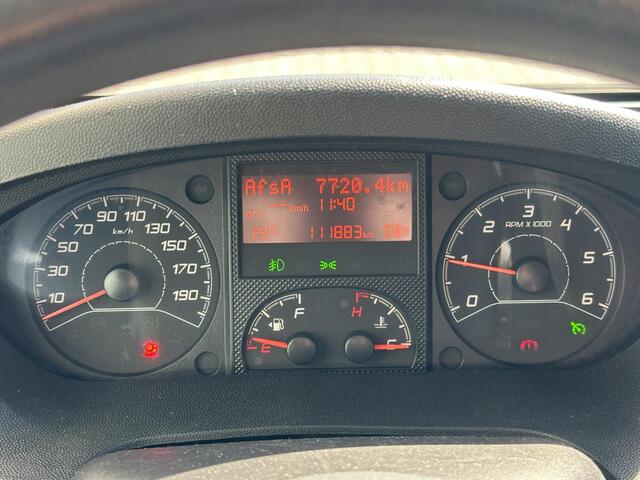 Peugeot BOXER 330 2.0 BlueHDI L1H1 Premium Pack*A/C*HAAK*3P*