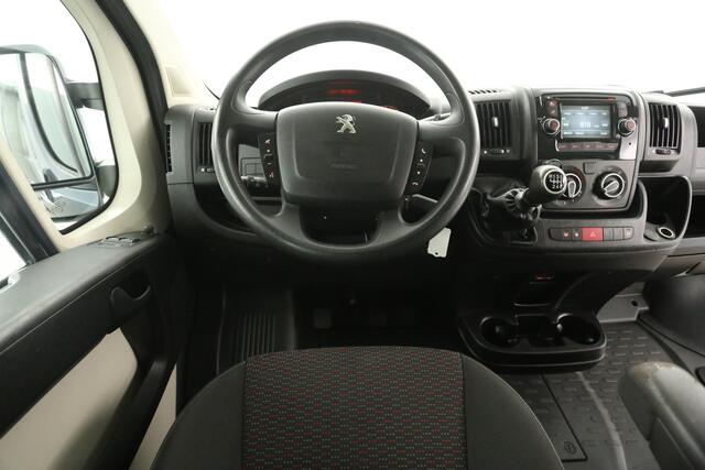 Peugeot BOXER 330 2.0 BlueHDI L2H1 | MARGE! | Dubbele Cabine | 5 Persoons | Airco Camera Cruise Navigatie Trekhaak