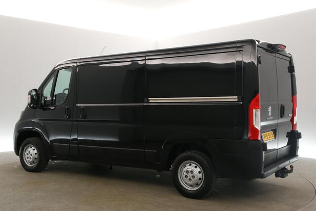 Peugeot BOXER 333 2.2 BlueHDi L2H1 165PK Airco 2xSchuifdeur Camera Cruise Navigatie PDC Elektrpakket Trekhaak
