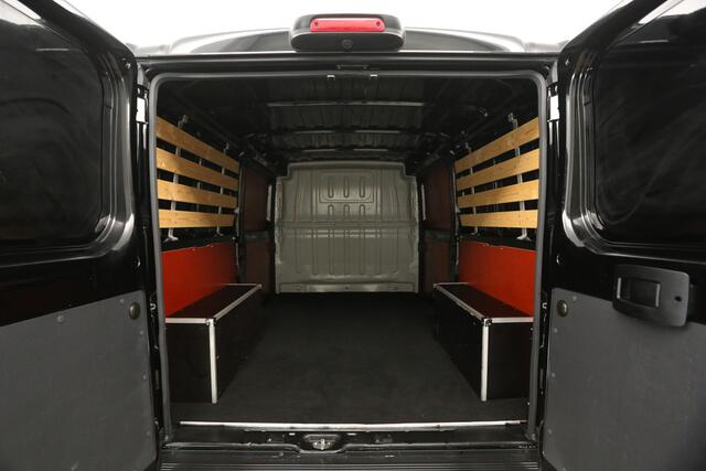 Peugeot BOXER 333 2.2 BlueHDi L2H1 165PK Airco 2xSchuifdeur Camera Cruise Navigatie PDC Elektrpakket Trekhaak