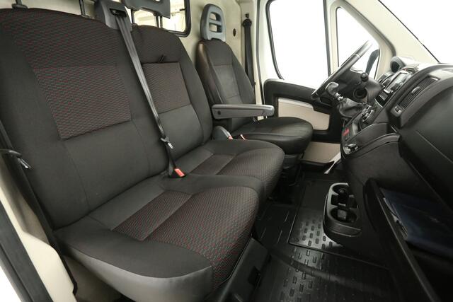 Peugeot BOXER 330 2.0 BlueHDI L1H2 | MARGE! | 131PK Airco Cruise Trekhaak 3 Persoons Elektrpakket