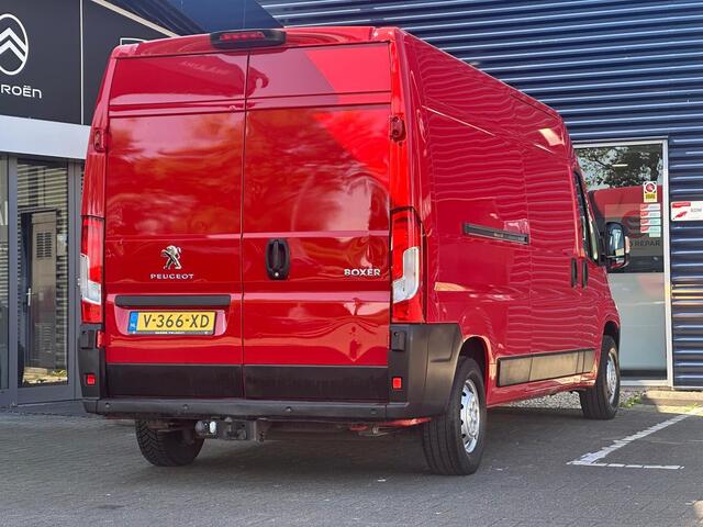 Peugeot BOXER 333 2.0 163pk BlueHDI L3H2 Premium | Trekhaak | Inbouw | Parkeercamera/-sensoren | Cruise Control | Airco | Navigatie | Bluetooth | 3zits |