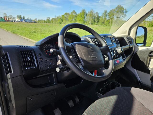 Peugeot BOXER 335 2.0 BlueHDI L3H2 Premium