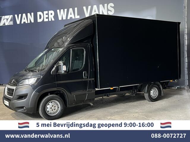 Peugeot BOXER 2.0 BlueHDI 141pk Bakwagen Laadklep Euro6 Airco | Camera | Cruisecontrol | Chauffeursstoel Bijrijdersbank