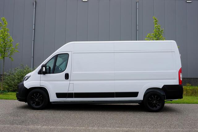 Peugeot BOXER 2.2 BlueHDi 180 L3H2 3.5t Automaat |180 pk |Trekhaak |Digitaal dashboard |Groot scherm |Carplay |1e eigenaar |EURO6D |Camera |Cruise |Navi |Topstaat