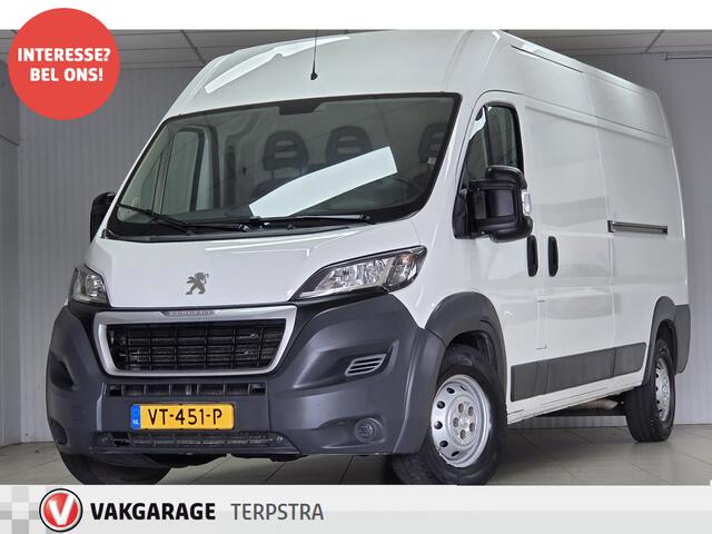 Peugeot BOXER 435 2.2 HDI L3H2 XR /Trekhaak! /Dubbele Schuifdeur /3-Zitplaatsen /Camera! /Airco /Cruise /Elek. pakket /Radio-CD /Bluetooth /Armsteun /6-Bak!