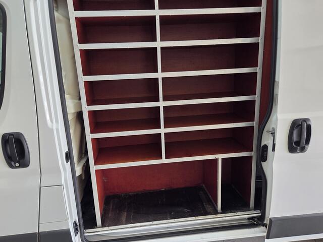 Peugeot BOXER 435 2.2 HDI L3H2 XR /Trekhaak! /Dubbele Schuifdeur /3-Zitplaatsen /Camera! /Airco /Cruise /Elek. pakket /Radio-CD /Bluetooth /Armsteun /6-Bak!