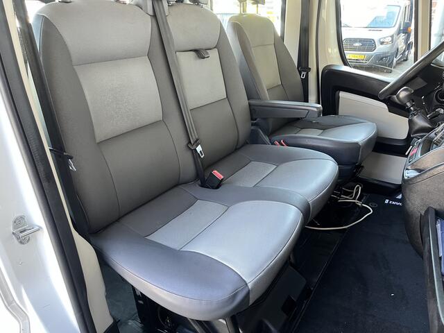 Peugeot BOXER 435 2.0 BlueHDI L3 DC Kipper Open laadbak Airco Cruise controle Trekhaak 3000kg trekgewicht 7-persoons Gereedschapskist Euro 6 P-up Kieper Pritshe