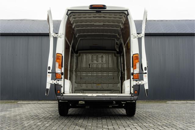 Peugeot BOXER BlueHDI L3H3 | 160PK | Camera | Navigatie | Cruise | Airco | 3T Trekgewicht | PDC | Euro 6
