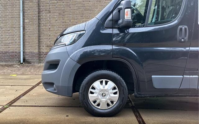 Peugeot BOXER 330 2.0 BlueHDI Navi Camera Airco