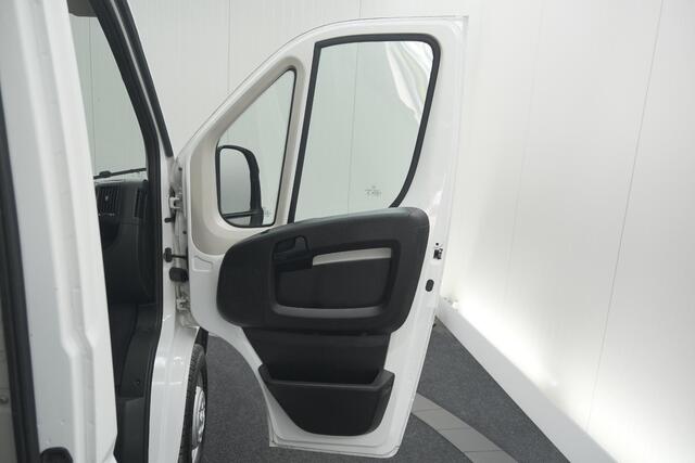 Peugeot BOXER 330 2.2 BlueHDi 140 L2H2 Premium | Navigatie | Houtenvloer In Laadruimte | Airco