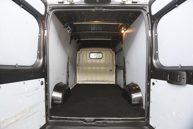 Peugeot BOXER 335 2.0 BlueHDI 164PK L2H2 | 3000KG Trekgew. | Trekh. | Airco | Camera | Cruise | 3-Zits | Standkachel | Navigatie