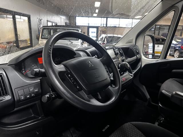 Peugeot BOXER 435 2.2 BlueHDi 140 L2H1 Zwaar Premium /Zij-schuifdeur rechts /DAB+! /Navi /Airco /Cruise /Elek. pakket /Bluetooth /6-Bak /LED Dagrijverl. /PDC V+A.