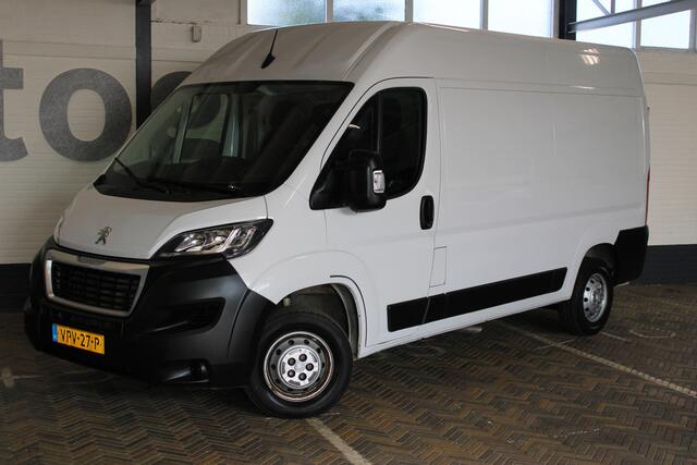 Peugeot BOXER 330 2.2 BlueHDi 140 L2H2 Premium | Incl. 12 maanden garantie | Cruise control | Parkeercamera | Airco | Bluetooth | DAB Radio | Start/stop systeem | Multifunctioneel stuurwiel |