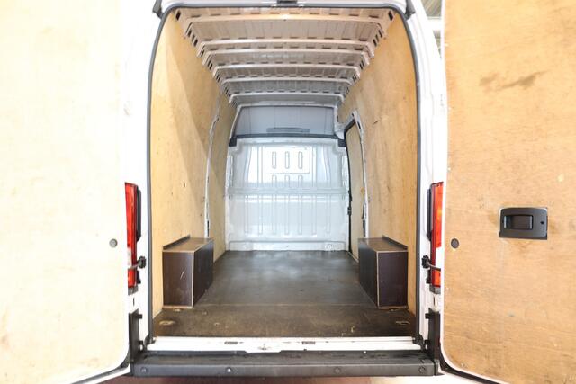 Peugeot BOXER 2.2 BlueHDi 140PK L4H3