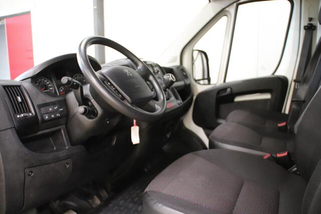 Peugeot BOXER 2.2 120PK L2H2 ACHTERUITRIJCAMERA EURO 6 Peugeot Boxer 2.2 120PK L2H2 ACHTERUITRIJCAMERA EURO 6