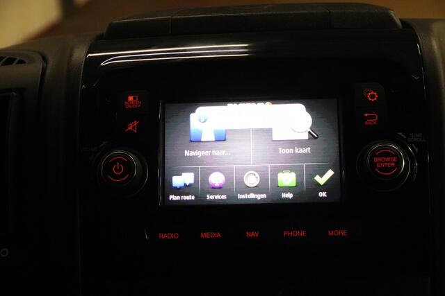 Peugeot BOXER 2.2 140PK L2H2 EURO 6