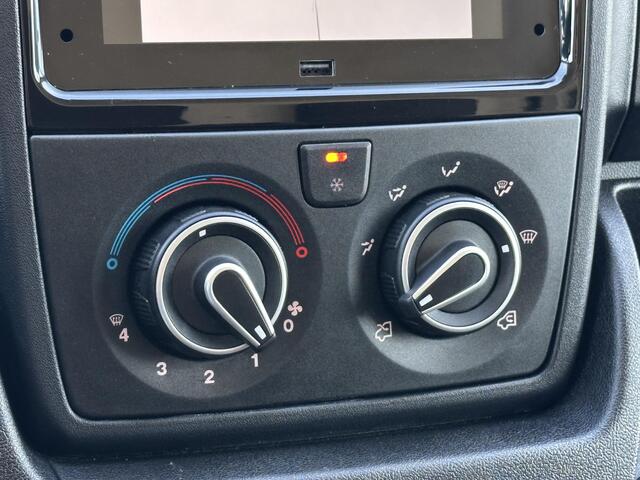 Peugeot BOXER 2.2 BlueHDi 120 L2H2 Trekhaak|Airco|Cruise|Dealero dealer onderh. 1ste eigenaar