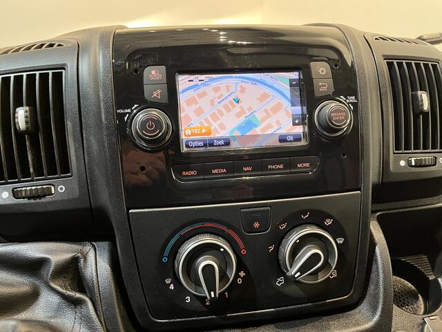 Peugeot BOXER 2.2 BlueHDi 165 PK L4 Pro Zwaar DC Dubbel Cabine Open Laadbak / Luchtvering / Trekhaak 3.000 KG / Airco / Cruise Control / Navigatie