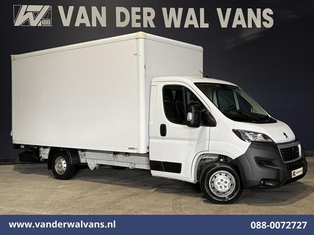 Peugeot BOXER 2.2 BlueHDi 141pk Bakwagen Laadklep Euro6 Airco | Cruisecontrol | 955kg laadvermogen Bijrijdersbank