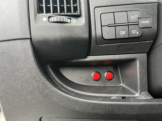 Peugeot BOXER 335 2.0 BlueHDI L2 Euro 6 Fassi laadkraan Airco Trekhaak 2500kg trekgewicht Kastinrichting 3-Persoons P-up Pick-up Open laadbak