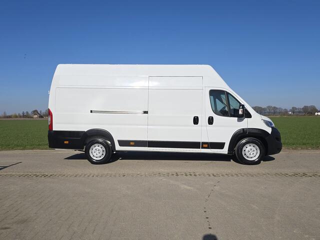 Peugeot BOXER 435 2.2 BlueHDi L4H3 - 165 Pk - Euro 6 - ParkeerCamera - Airco - Cruise Control
