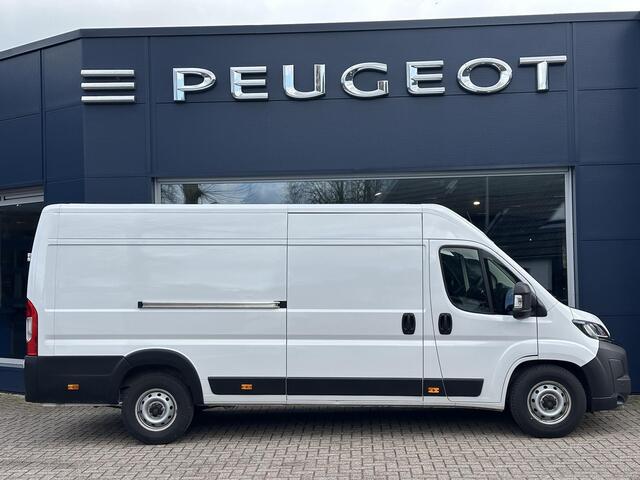 Peugeot BOXER 2.2 BlueHDi 180 PK Automaat L4H2 | Zeer Complete Bus | Zakelijk BPM Vrij | Full LED Verlichting | Navigatie | Climate Control | Volledige Betimmering | Camera | Digitale Binnenspiegel | Multifunctioneel Stuurwiel | 3.000 KG Trekgewicht | Dode Hoek Signale