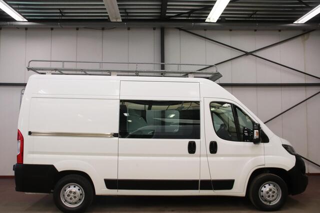 Peugeot BOXER L2H2 DUBBEL CABINE 7 personen IMPERIAAL Peugeot Boxer L2H2 DUBBEL CABINE 7 personen met IMPERIAAL