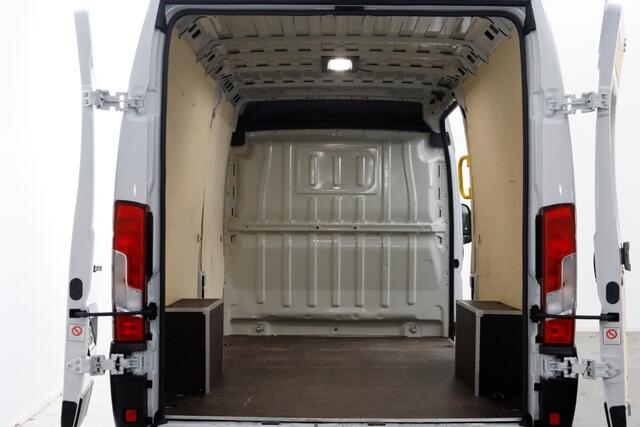 Peugeot BOXER 2.2 BlueHDi 180pk Automaat L4H2 LED/ACC/Navi/Camera 11-2024