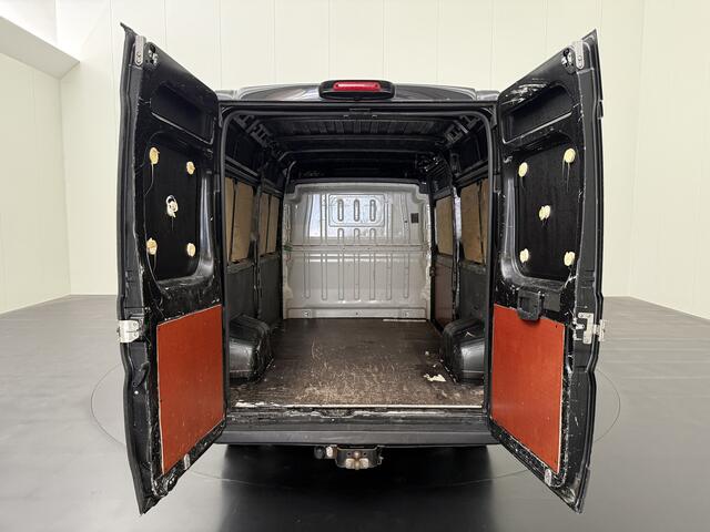 Peugeot BOXER 2.2 BlueHDi 140PK L2H2 Premium | Airco | Cruise | Multimedia | Trekhaak