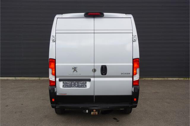 Peugeot BOXER 164pk L3H2 Airco Navigatie Cruise control Trekhaak Euro6 Parkeersensoren