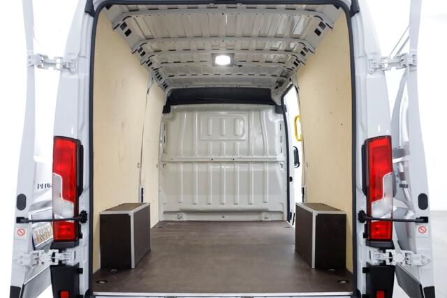 Peugeot BOXER 2.2 BlueHDi 180pk Automaat L4H2 LED/ACC/Navi/Camera 11-2024