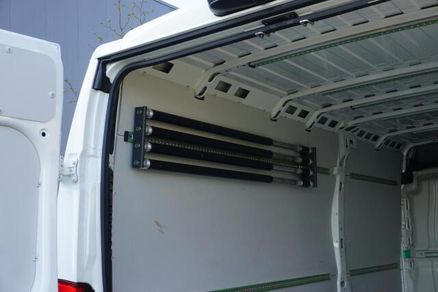 Peugeot BOXER 435 2.2 BlueHDi 165 L4H2 Zwaar Premium in Topstaat |Betimmering |Camera |Airco |Parkeersensoren |Bluetooth media en telefonie |1e eigenaar |EURO6D |165 pk |BPM vrij!