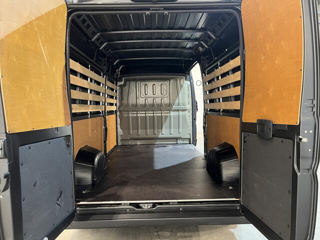 Peugeot BOXER 2.2 BlueHDi 140 PK L3H2 / Airco / Cruise Control / Camera / 3-Zits / 66.000 KM !!