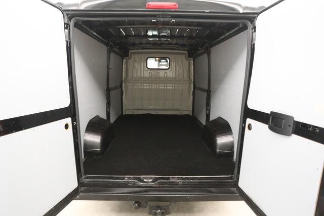 Peugeot BOXER Citroën Jumper 2.2 HDI 140PK L2H1 | Airco | Cruise | 3 Zits | Trekhaak | 2xSchuifdeur | Parkeersens.
