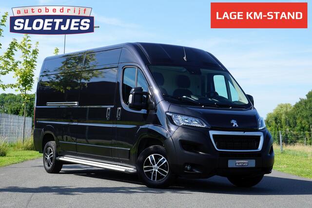 Peugeot BOXER 2.2 BlueHDi 165 L3H2 3.5t in nieuwstaat |Trekhaak |Camera |Cruise |Navi |Metallic |Climate control |165 pk |EURO6D |1e eigenaar |3500 KG |Carplay |Android auto