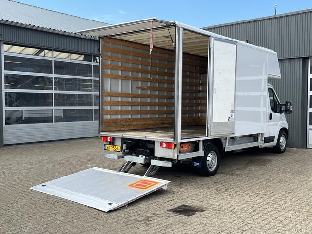 Peugeot BOXER 435 2.2 BlueHDi 165pk Bakwagen 750kg laadklep zijdeur Airco Telefoonverbinding Bluetooth bakwagen verhuiswagen Meubelbak euro 6