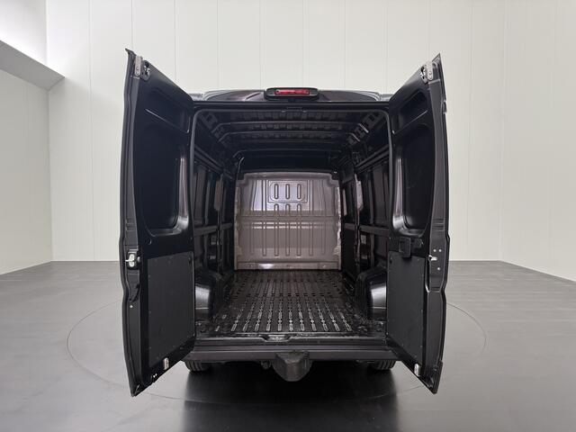 Peugeot BOXER 180PK Automaat 8-Traps S&S L3H2 Maxi 3.5t | Navigatie | Camera | 3-Zits | Trekhaak | Betimmering