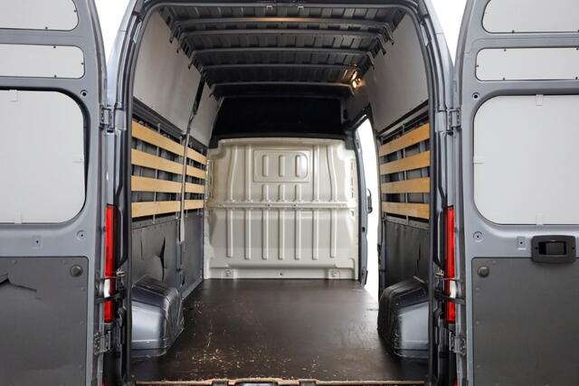 Peugeot BOXER 335 2.2 BlueHDi 140pk L3H3 Premium Airco/Camera 05-2022