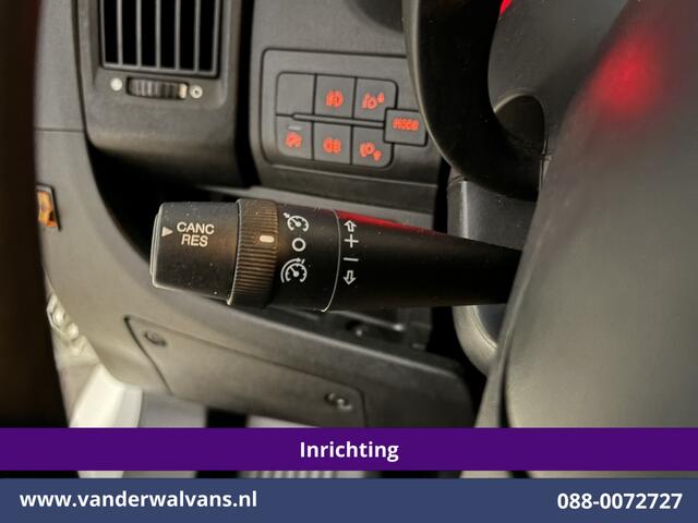 Peugeot BOXER 2.0 BlueHDI 131pk L2H2 Inrichting Euro6 Airco | Imperiaal | Camera | 2500kg Trekhaak | Cruisecontrol Parkeersensoren, Bijrijdersbank