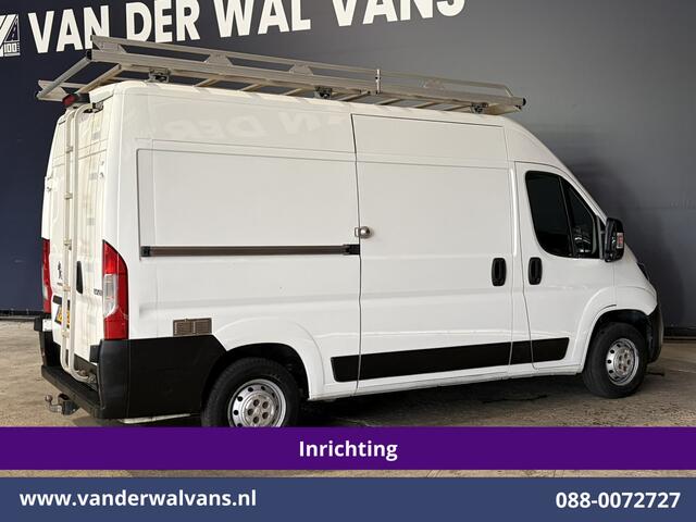 Peugeot BOXER 2.0 BlueHDI 131pk L2H2 Inrichting Euro6 Airco | Imperiaal | Camera | 2500kg Trekhaak | Cruisecontrol Parkeersensoren, Bijrijdersbank