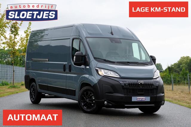Peugeot BOXER 2.2 BlueHDi 180 L3H2 3.5t in Nieuwstaat |Automaat |Camera |Cruise |Navi |Groot scherm |2e airbag |BPM voordeel! |Climate control |Parkeersensoren |180 pk