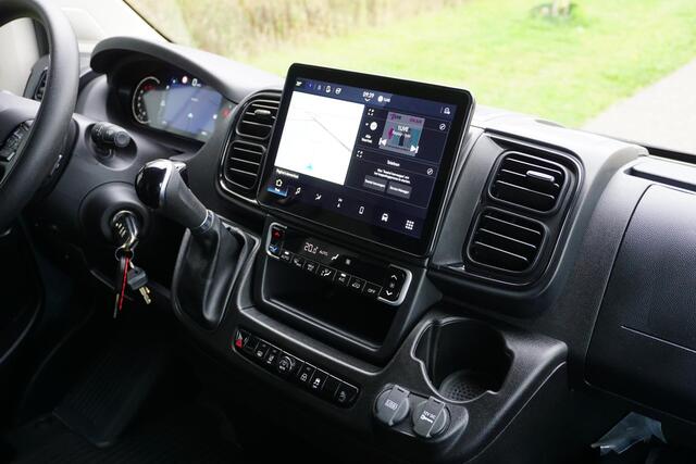 Peugeot BOXER 2.2 BlueHDi 180 L4H3 3.5t Zwaar Automaat |In topstaat |Full-Option |Adaptive Cruise |Groot scherm |Full-LED |Parkeersensoren rondom |2e airbag |BPM voordeel! |Mooie camperbasis