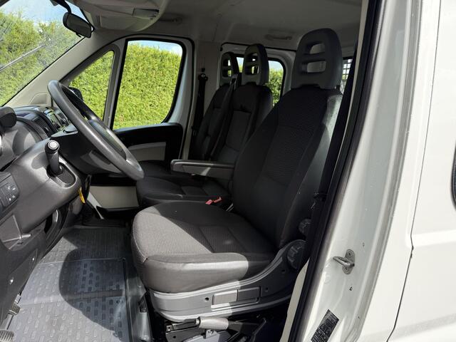 Peugeot BOXER 2.0 BlueHDI 131 PK EURO 6 / PICK UP / 7-PERS DUBBELE CABINE / AIRCO / TREKHAAK / 2500 KG AHG