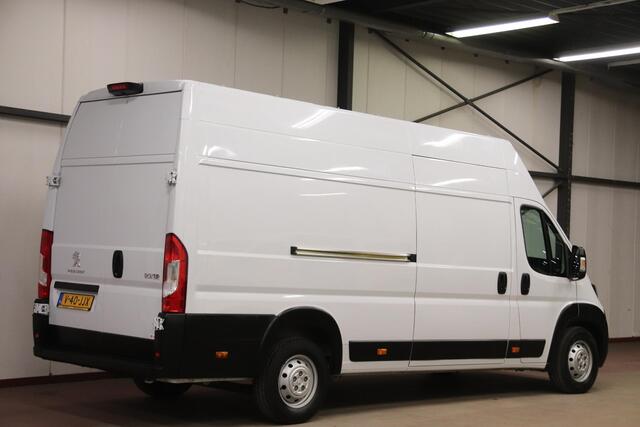 Peugeot BOXER 140PK L4H3 AIRCO CAMERA Peugeot Boxer 140PK L4H3 AIRCO CRUISE CONTROL