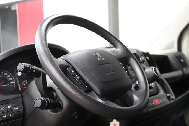 Peugeot BOXER 140PK L4H3 AIRCO CAMERA Peugeot Boxer 140PK L4H3 AIRCO CRUISE CONTROL