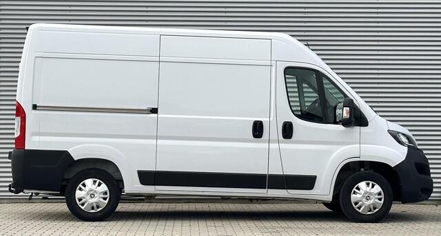 Peugeot BOXER 2.2 BlueHDi 120 L2H2 Airco|Navi|Camera|Trekhaak