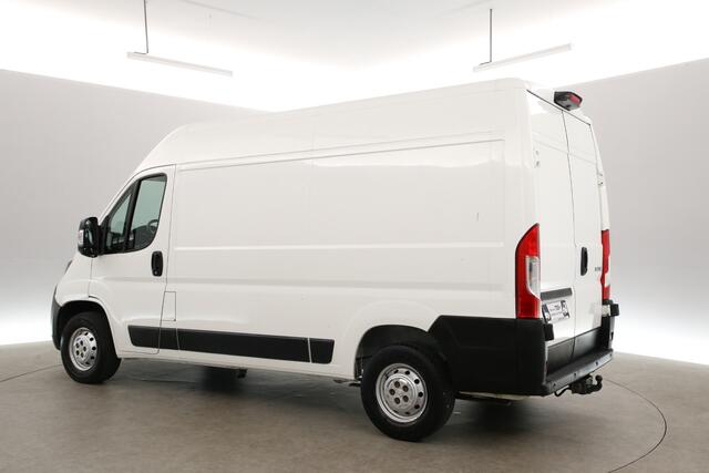 Peugeot BOXER 2.2 BlueHDI 140PK L2H2 | Marge | Airco | Camera | Cruise | 3 Zits | Trekhaak | Parkeersens.