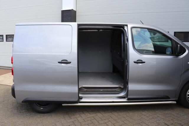 Peugeot EXPERT 1.5 BlueHDI L2 - 2022 - Airco - Navi - Cruise - ¤ 15.900,- Excl.